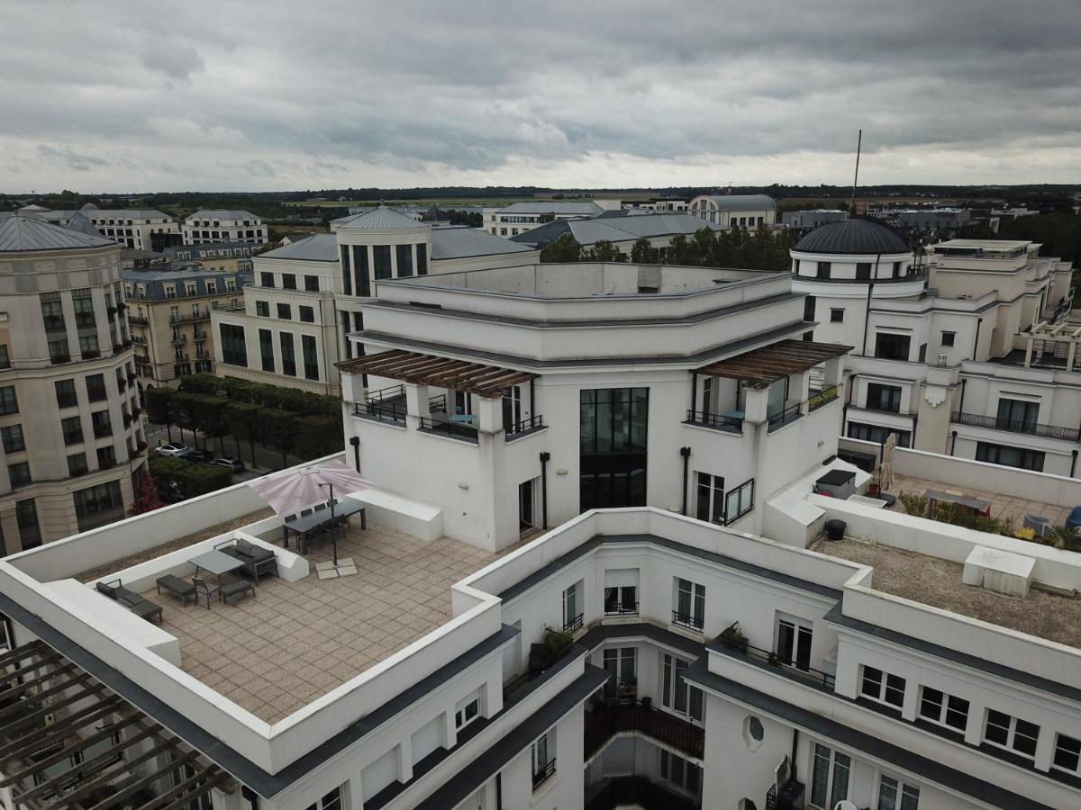 Penthouse Luxe Disneyland Paris Шессі Екстер'єр фото