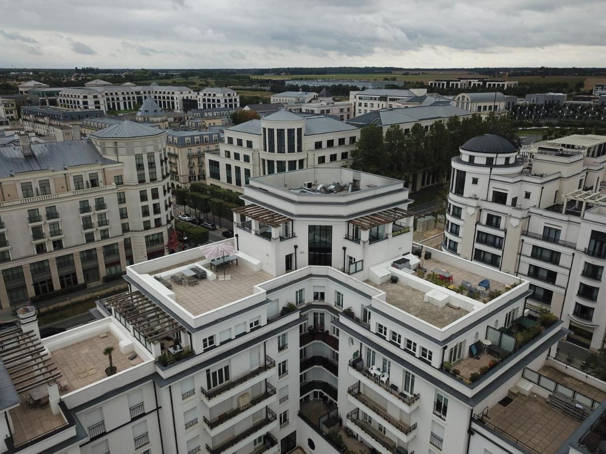 Penthouse Luxe Disneyland Paris Шессі Екстер'єр фото