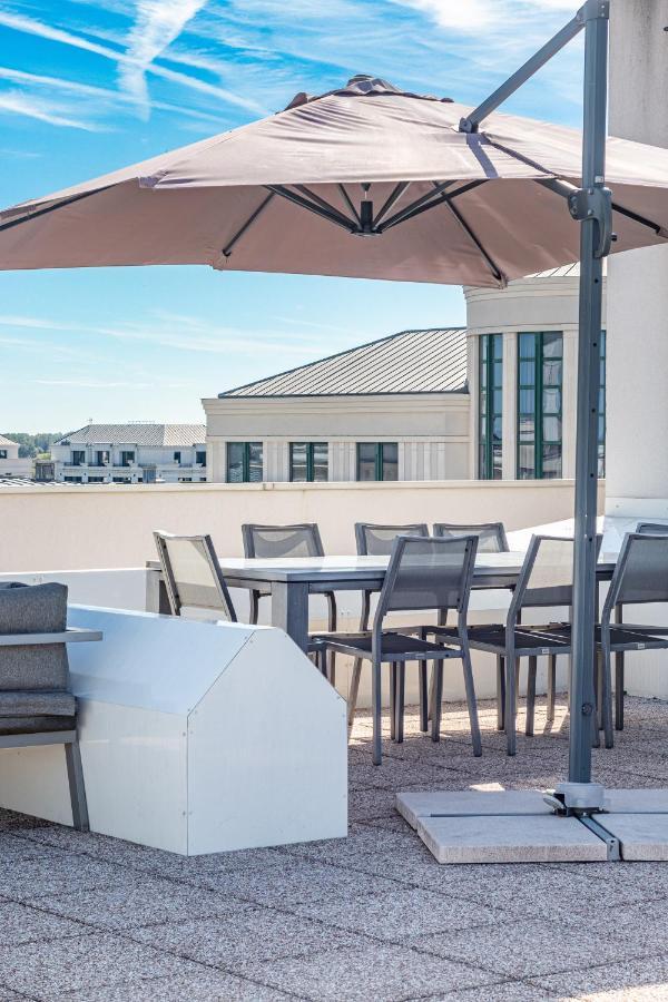 Penthouse Luxe Disneyland Paris Шессі Екстер'єр фото